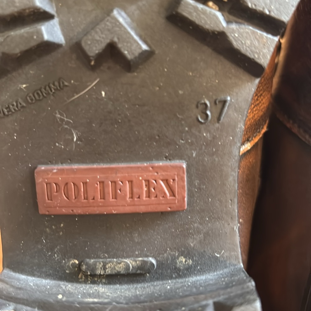 Pegabo Brown Leather lace-up  Boots - Picture 9 of 11